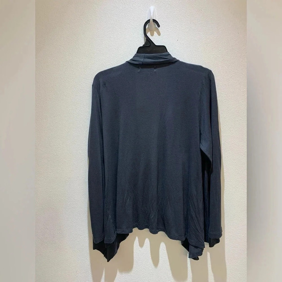 Fashion Avenue Women's Long Sleeve Cardigan 100% Rayon Gray Casual Size L - Picture 3 of 8